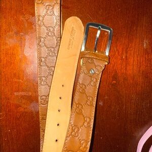 Gucci Tan Leather Belt with Signature Logo